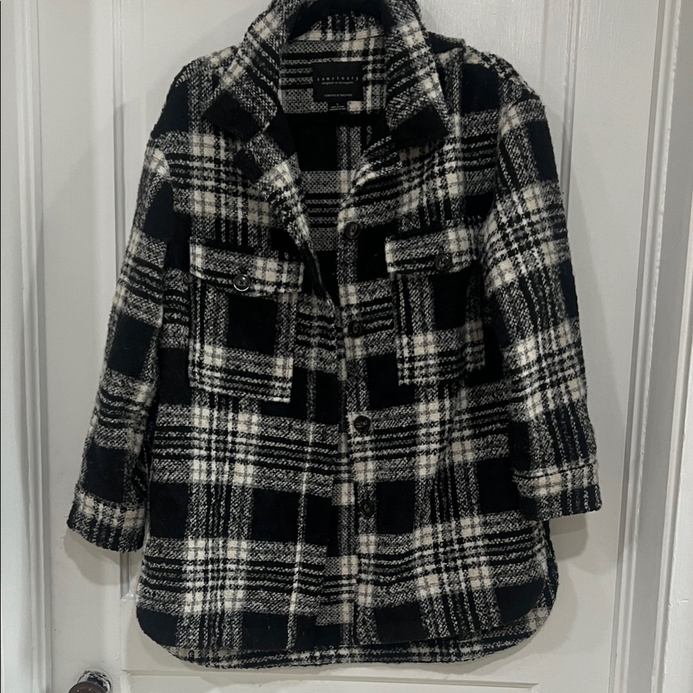 Sanctuary Black and White Plaid Oversized shirt/jacket